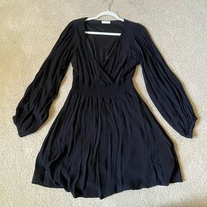 Black aline deep neck long sleeve dress